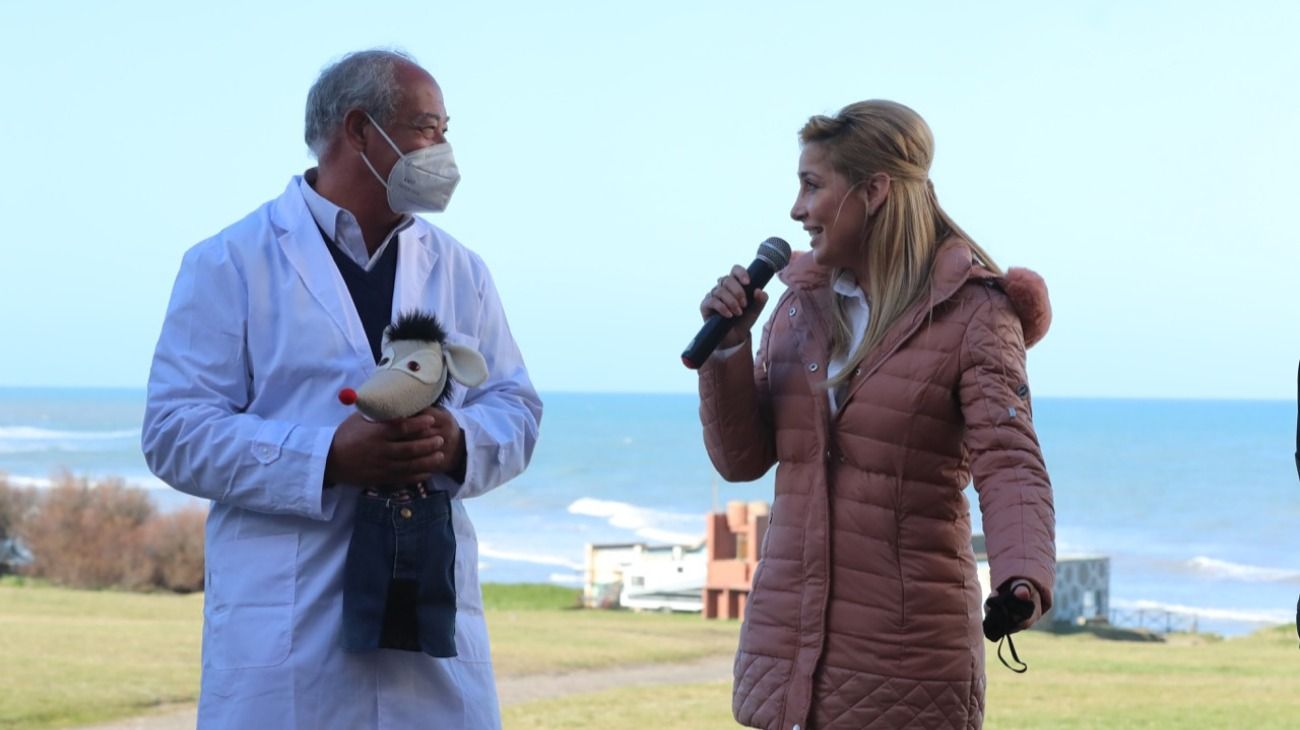 Fabiola Yañez inauguró un espacio para la inclusión de los jóvenes a través del surf, el juego y el arte junto a Scholas Occurrentes.