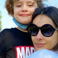 Pampita reveló por qué a hijo Benicio no le compra ropa