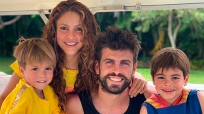 Shakira junto a sus hijos