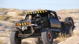 Diesel Dave es el programa de Discovery que muestra cómo arman vehículos todo terreno con un propósito y utilidad determinados.