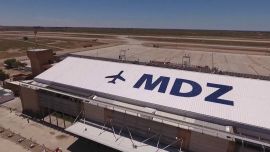 El aeropuerto de Mendoza vuelve a recibir viajeros internacionales.