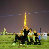 ¿Qué dirá Wanda? Las fotos de Maxi López en París con sus hijos y su novia