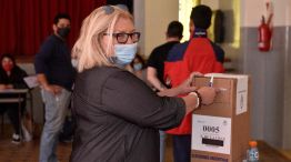 Elisa Carrió votó este mediodía en Capilla del Señor 20210912