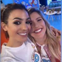 Laurita Fernández sorprendió al publicar una foto con una ex novia de Nico Cabré