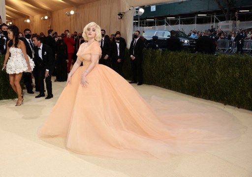 Billie Eilish con look Marilyn Monroe , en la gala del MET 2021.