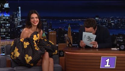 Kendall Jenner eligió un vestido floral Carolina Herrera perfecto para primavera