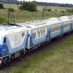 Actualmente, el servicio entre Buenos Aires - Mar del Plata circula con dos trenes diarios.