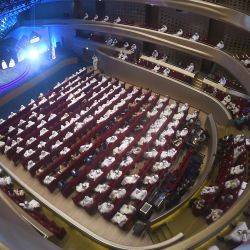 Imagen de la sede de un foro llevado a cabo para lanzar una aplicación integral en línea que ofrece a los usuarios una amplia gama de servicios estatales para impulsar la transformación digital, en la Ciudad de Kuwait. | Foto:Xinhua / Asad