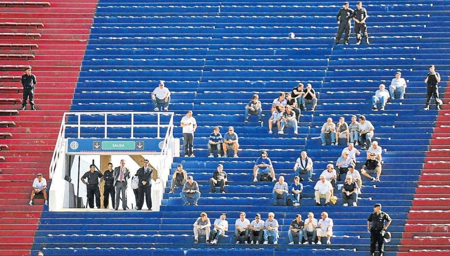 tribuna vacia