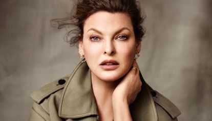 Linda Evangelista reveló que quedó “brutalmente desfigurada” y que vive como una ermitaña