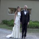  Todos los detalles del look de Abel Pintos y Mora Calabrese en su casamiento