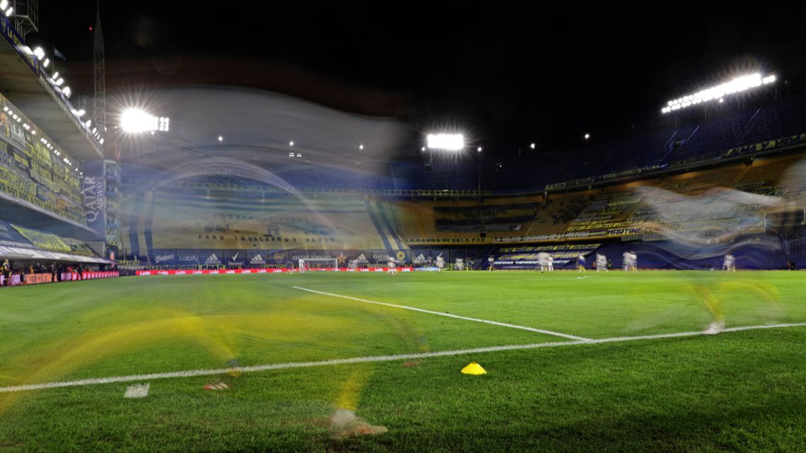 View of the empty stands of La Bombonera stadium, pictured during a Boca Juniors-Colón match during the Covid-19 pandemic. 