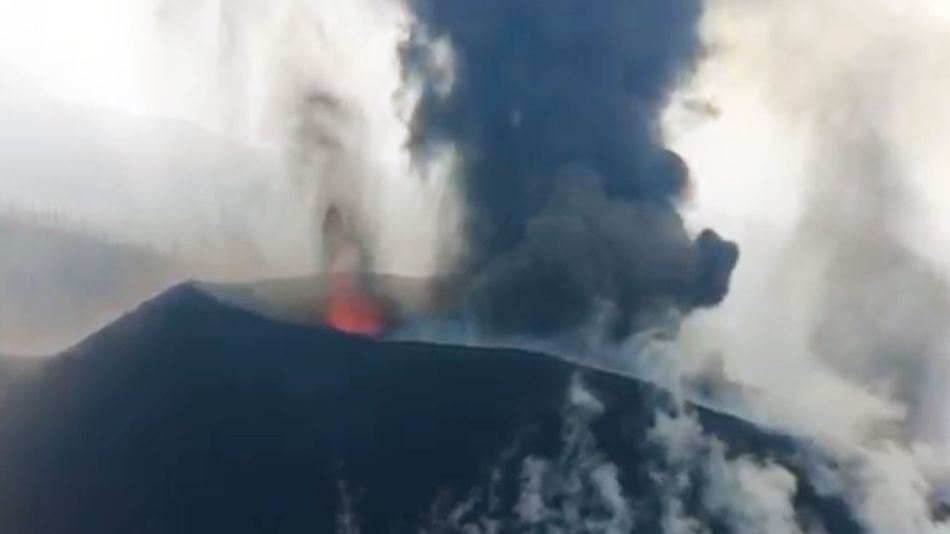Confirman un nuevo foco de emisión en el volcán de La Palma