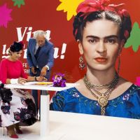 Máxima de Holanda homenajea a Frida Kahlo: flores y colores estridentes con su firma propia de estilo