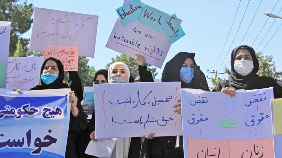 20211010_afganistan_talibanes_mujeres_afp_g