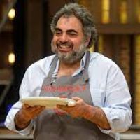 Roberto Moldavsky tiene nuevo amor que comenzó en Masterchef Celebrity
