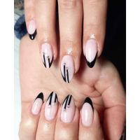 Valkyria Nails