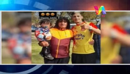 Polémica por foto de L-Gante con ex líder de "Los Monos"