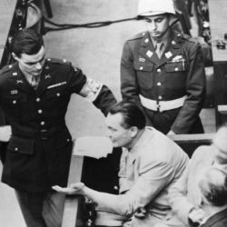 El 15 de octubre de 1946 se suicidó en Nuremberg, dos horas antes de su ejecución, el jerarca nazi Hermann Göring.