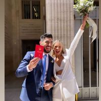 Facundo Moyano y Eva Bargiela dieron el sí: así fue el look de la modelo para el Registro Civil