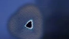 La imágen se viralizó en minutos y levantó una ola de teorías y comentarios encontrados.