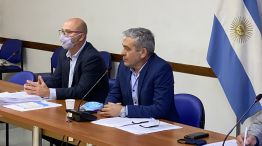 La comisión de Transporte, que preside José Cano, debate el proyecto de ley “Alcohol Cero al Volante"