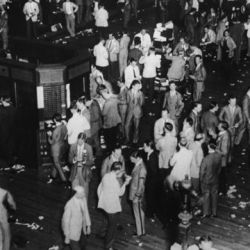 El 24 de octubre de 1929 comenzó el "crack" en la Bolsa de Nueva York y se lo conoció como "jueves negro".