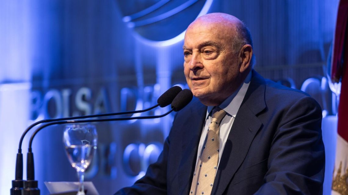 Domingo Cavallo encendió las alarmas y pronosticó una inflación superior al 120%