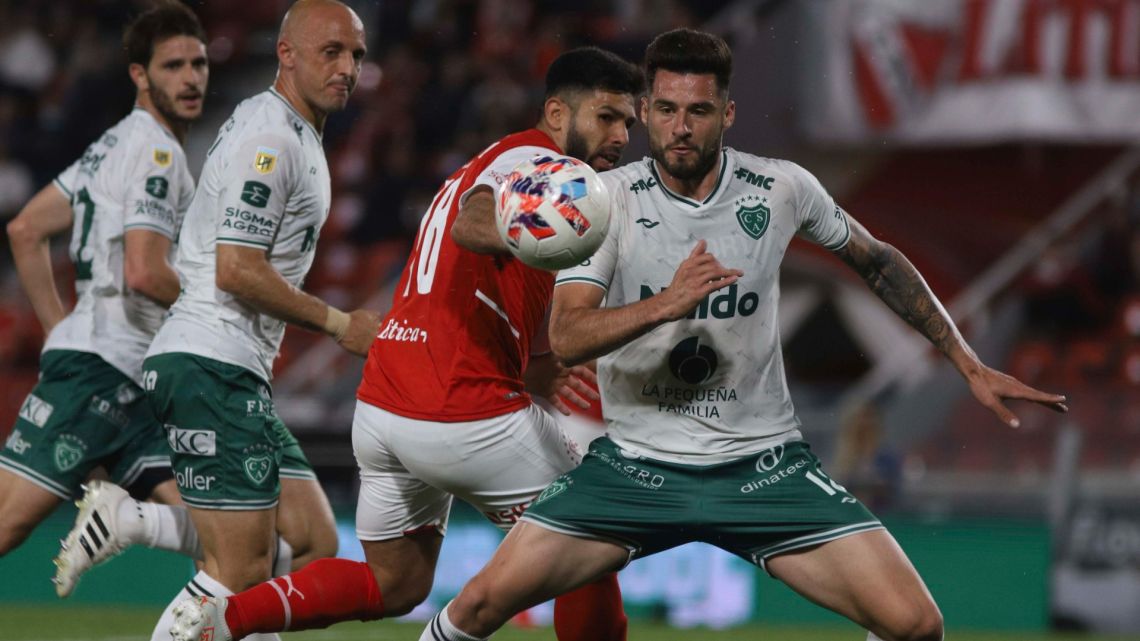 Independiente empató en un discreto partido con Sarmiento por la Liga ...