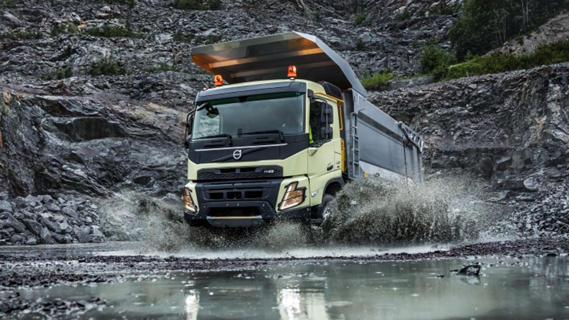 Conoce el poder y toda la tecnología del Volvo FMX MAX.