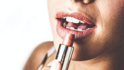 Maquillaje para mayores de 50 años: estos son los tips para un look perfecto