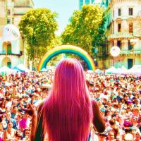 Conocé a La Queen, la artista drag del momento
