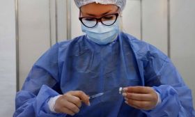 health worker covid vaccine