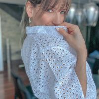Macarena Rinaldi sorprendió con un inesperado cambio el look