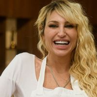 Vicky Xipolitakis confesó con que famoso le gustaría vivir un romance: "Martitegui es una fantasía pendiente"