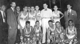 El 3 de noviembre de 1950 la Argentina se consagró campeona mundial de básquet al derrotar a Estados Unidos