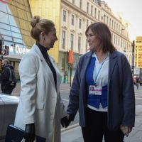 Fabiola Yáñez dijo presente en el encuentro por el cuidado del planeta