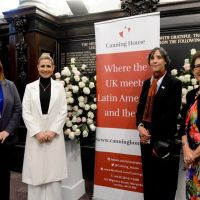 Fabiola Yáñez dijo presente en el encuentro por el cuidado del planeta