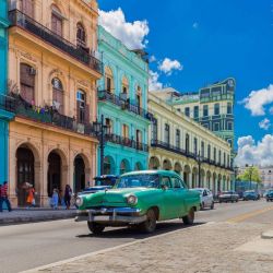 Cuba abrirá sus fronteras para recibir nuevamente a turistas vacunados con presentando PCT negativo.