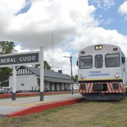 El ramal contará con un servicio que saldrá, todos los días, desde la localidad de General Guido a las 10.20 horas, en tanto que desde la estación de Divisadero, Pinamar, lo hará a las 13.05 horas.