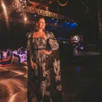 Pampita en los Martín Fierro de Cable: impactantes looks acompañada por Bautista Vicuña