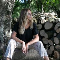 BADA: Ginette Reynal canaliza su creatividad con el arte