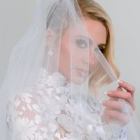 Paris Hilton se casó con Carter Reum y así fue su vestido de novia por Oscar de la Renta