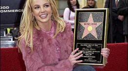 El 17 de noviembre de 2003 Britney Spears recibió su estrella en el paseo de la Fama de Hollywood