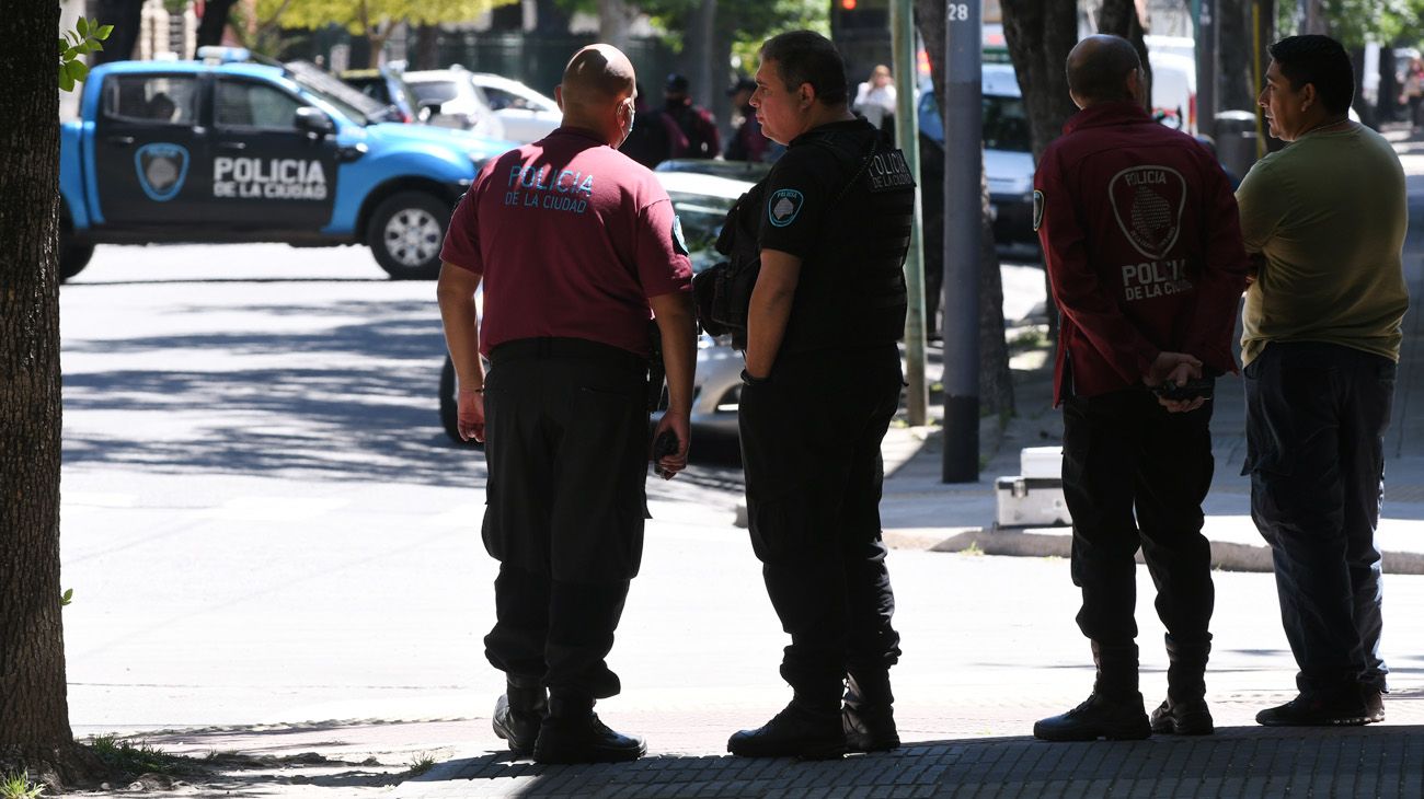 TIROTEO EN BARRACAS ALVARADO Y MEANA