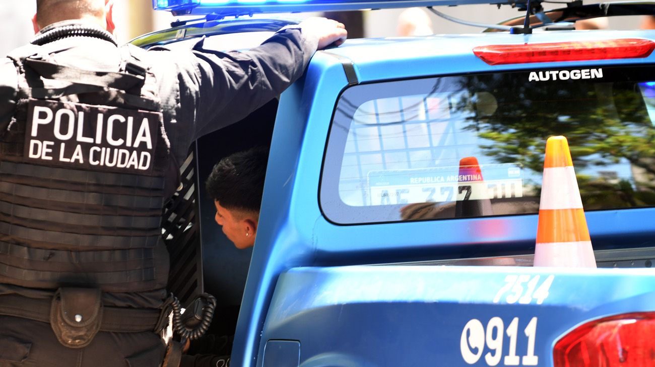 TIROTEO EN BARRACAS ALVARADO Y MEANA