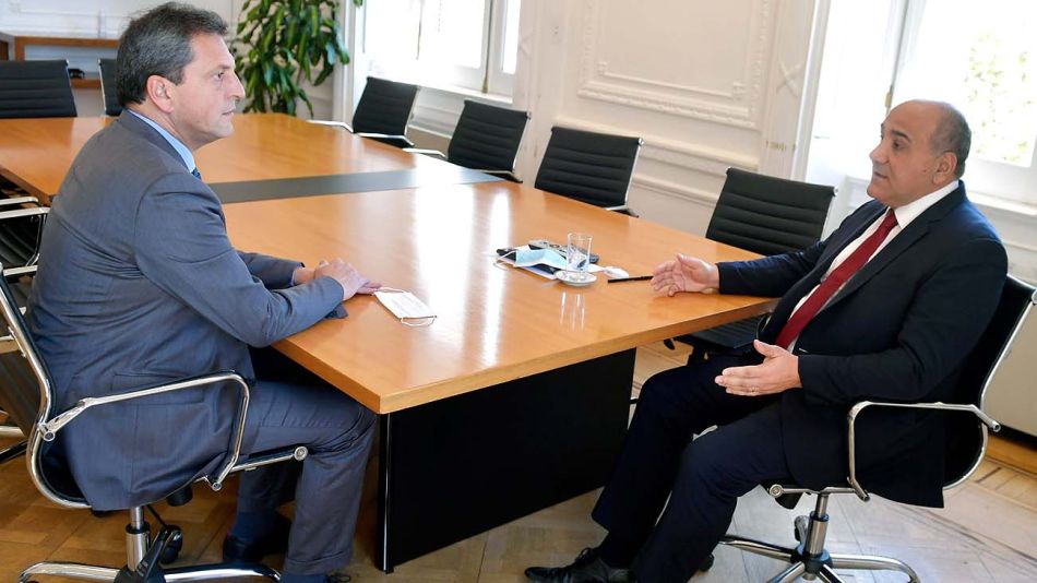 Juan Manzur y Sergio Massa-20211117