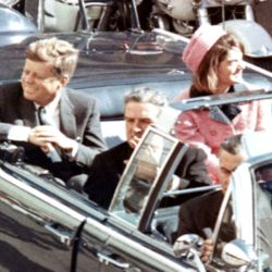 El 22 de noviembre de 1963 fue asesinado en Dallas, Texas, el presidente de los Estados Unidos John Fitzgerald Kennedy