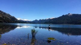 Él tiró unas cuantas veces y al final… ¡picó!