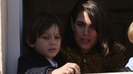 Charlotte y su hijo Raphael eclipsaron a toda su familia en la fiesta nacional de Mónaco